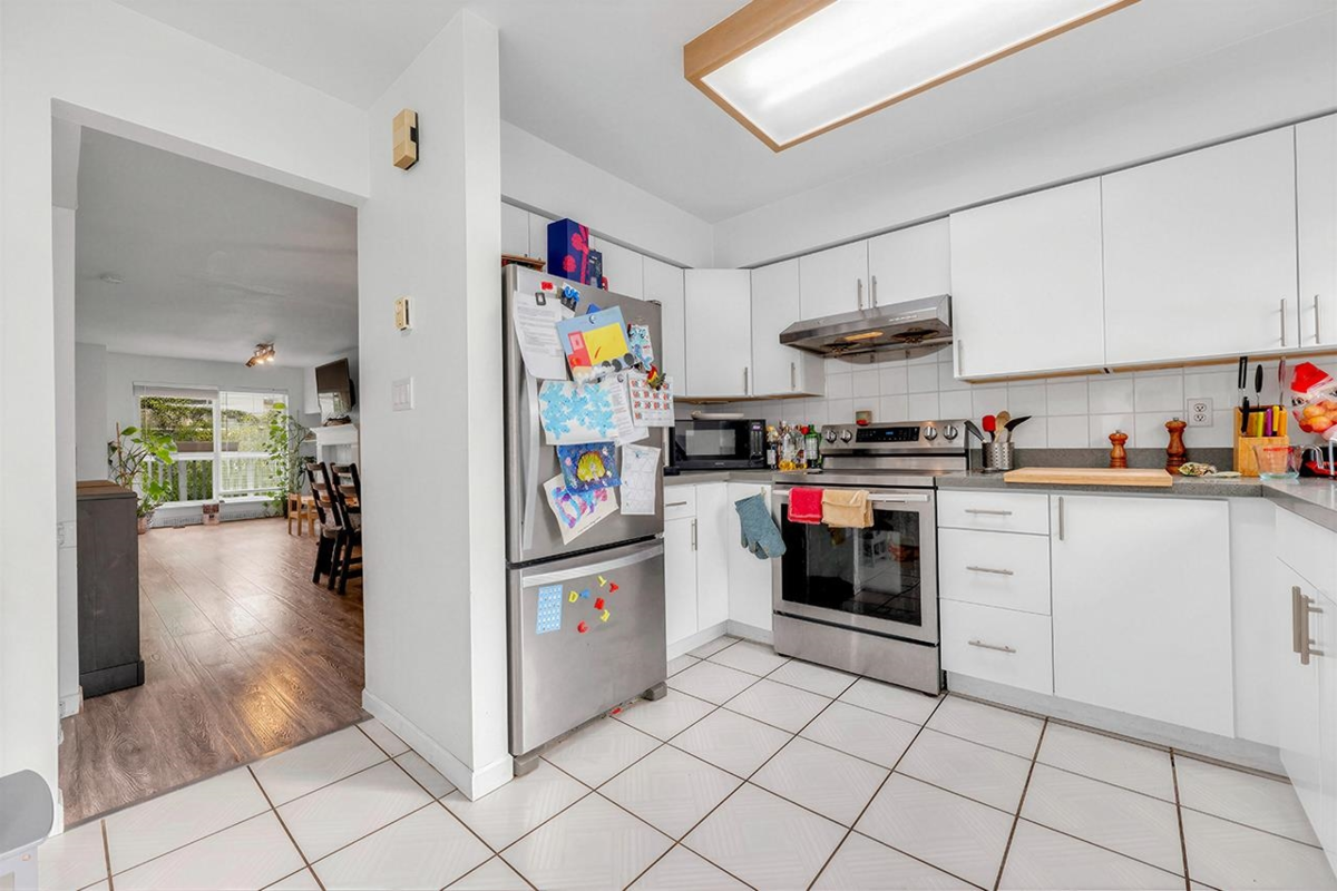 Breakfast Nook Photo of 14 7831 Garden City Road, Richmond, BC