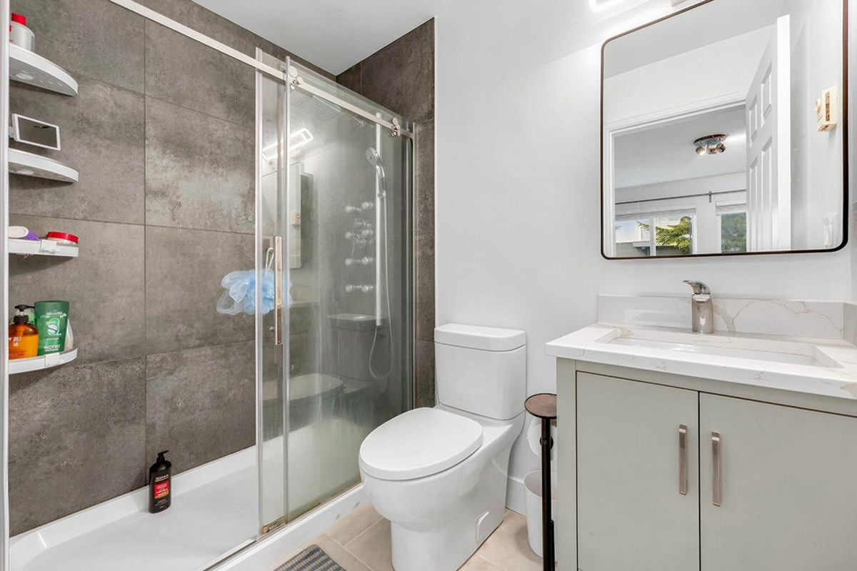 Guest Bathroom Photo of 14 7831 Garden City Road, Richmond, BC