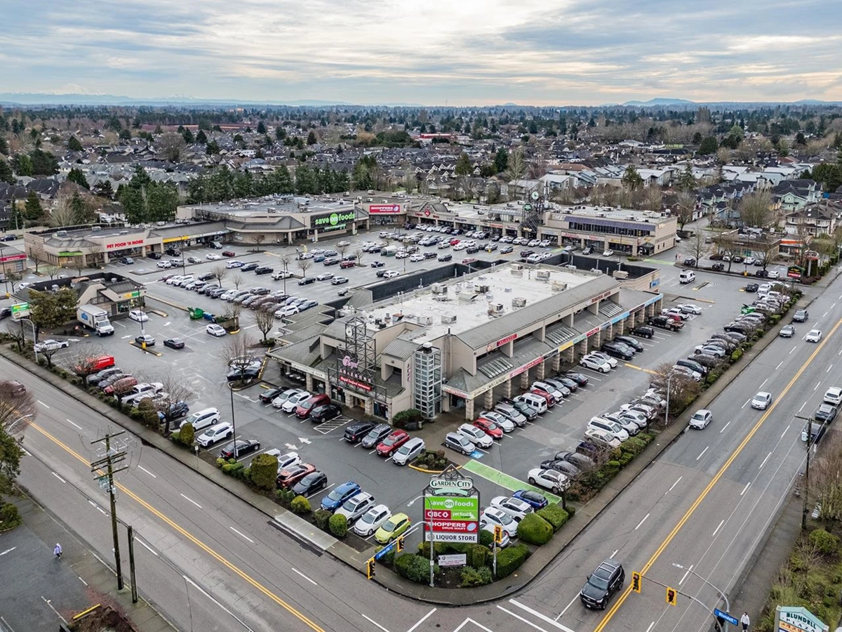 Mudroom Photo of 14 7831 Garden City Road, Richmond, BC