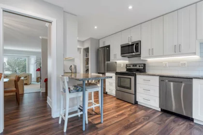 Breakfast Nook Photo of 14243 19a Avenue, Surrey, BC