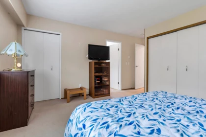 Garage Interior Photo of 14243 19a Avenue, Surrey, BC