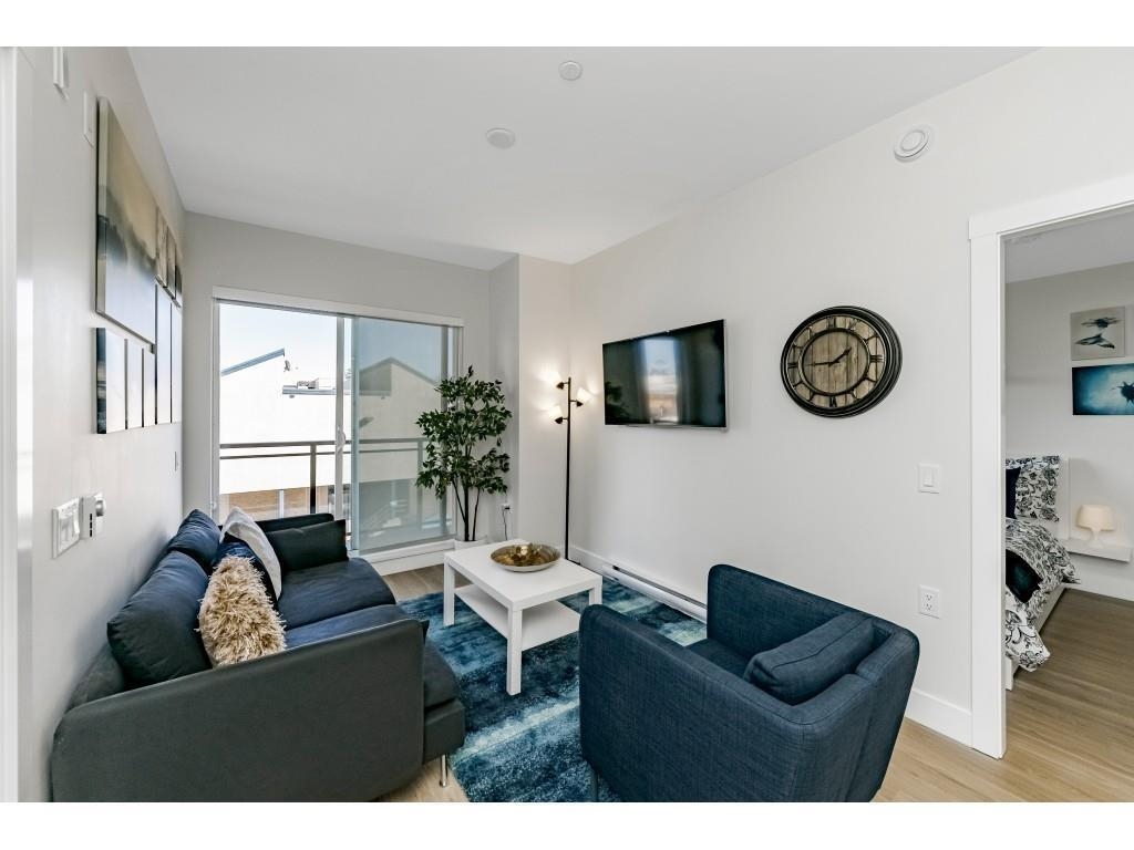 Living Room Photo of 314 6960 Nicholson Road Road, Delta, BC