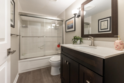 Walk-In Closet Photo of 307 15367 Buena Vista Avenue, White Rock, BC
