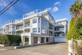 307 15367 Buena Vista Avenue, White Rock, BC