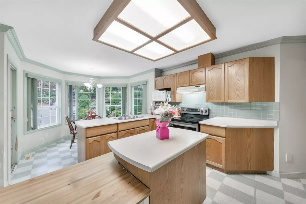 Family Room Photo of 3595 Mckinley Drive Drive, Abbotsford, BC