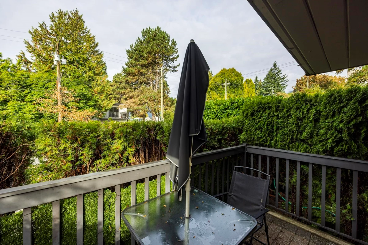 Garden / Landscaping Photo of 3132 Lonsdale Avenue, North Vancouver, BC