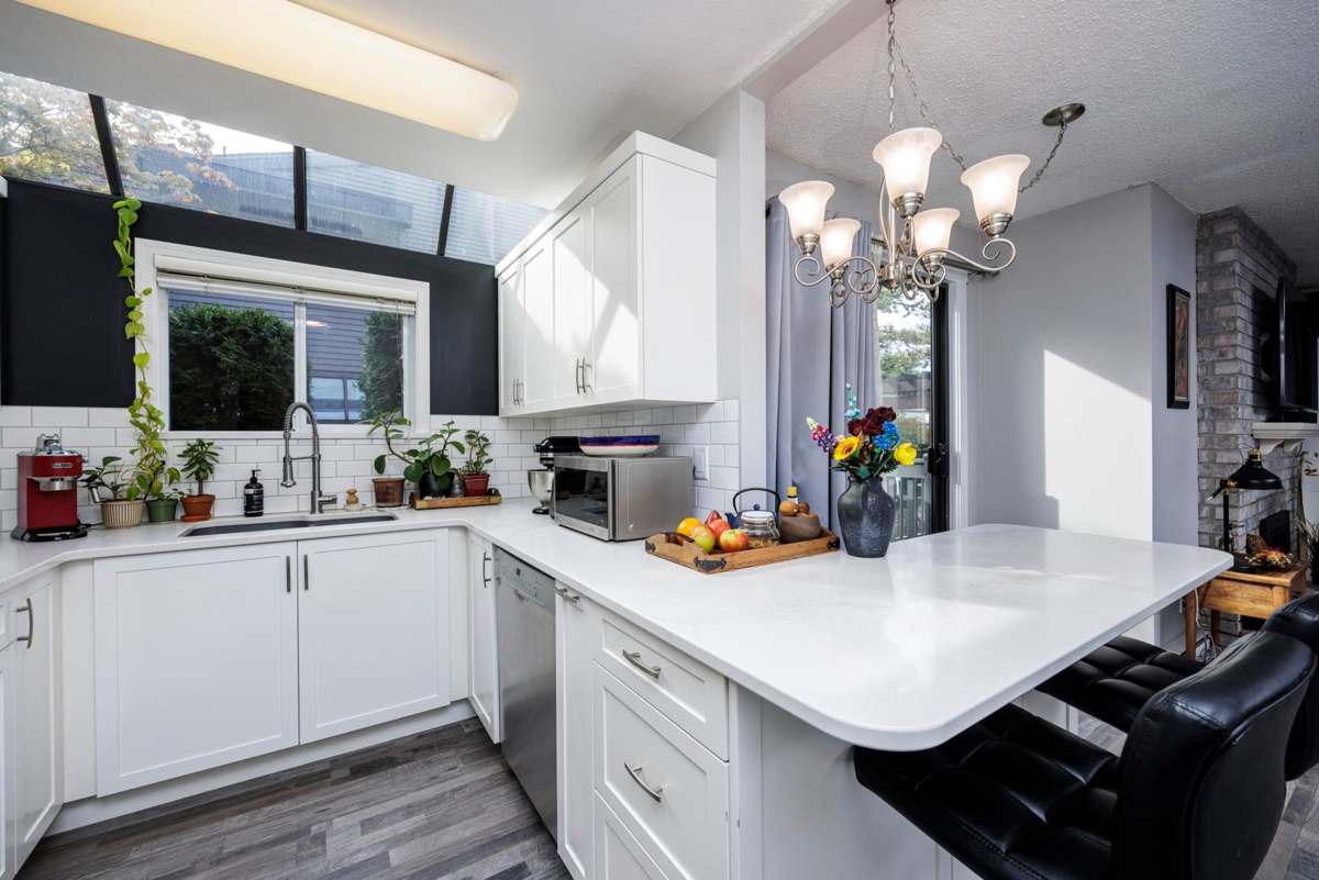 Primary Bedroom Photo of 3132 Lonsdale Avenue, North Vancouver, BC