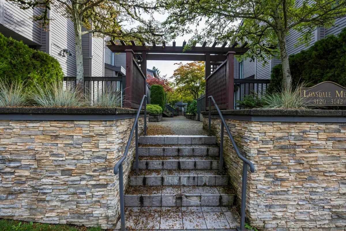 Swimming Pool Photo of 3132 Lonsdale Avenue, North Vancouver, BC