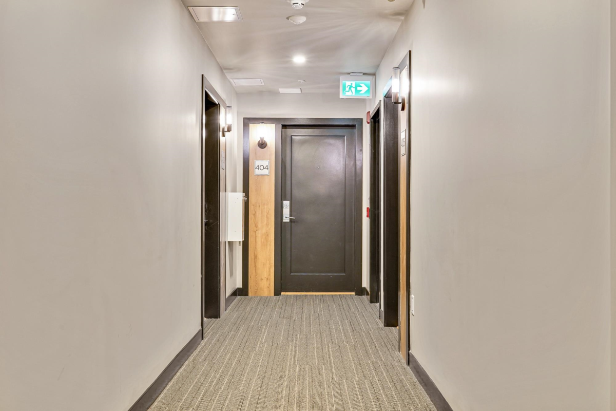 Garden / Landscaping Photo of 404 3315 148 Street, Surrey, BC