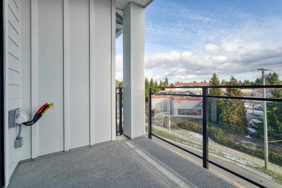 Guest Bathroom Photo of 404 3315 148 Street, Surrey, BC