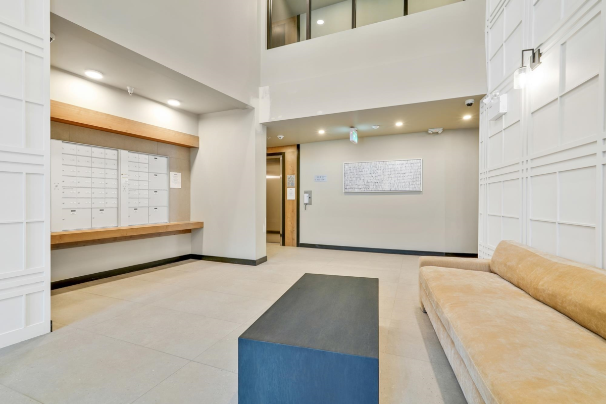 Hot Tub / Spa Photo of 404 3315 148 Street, Surrey, BC