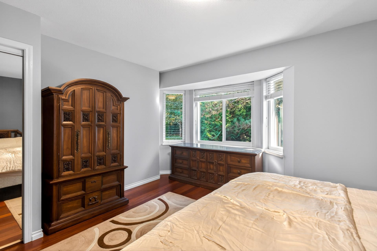 Backyard Photo of 219 22515 116 Avenue, Maple Ridge, BC