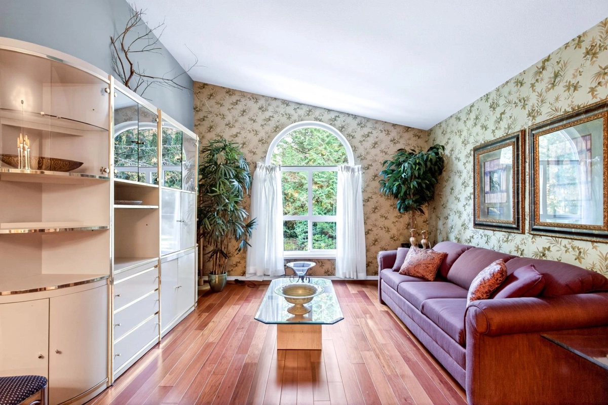 Kitchen Photo of 219 22515 116 Avenue, Maple Ridge, BC