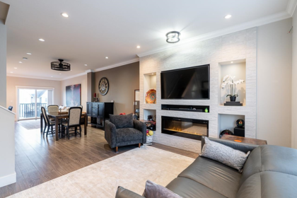9 6588 195a Street, Surrey, BC, Surrey — Townhouse for sale