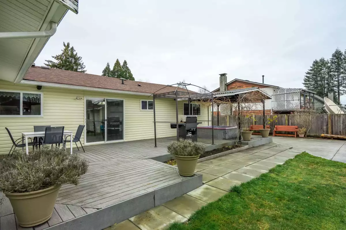 Basement Recreation Room Photo of 27056 28a Avenue, Langley, BC