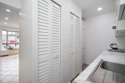 Powder Room Photo of 27056 28a Avenue, Langley, BC