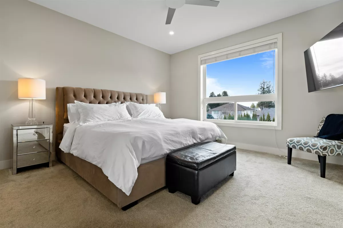 Garage Interior Photo of 10037 Magnolia Place, Rosedale, BC