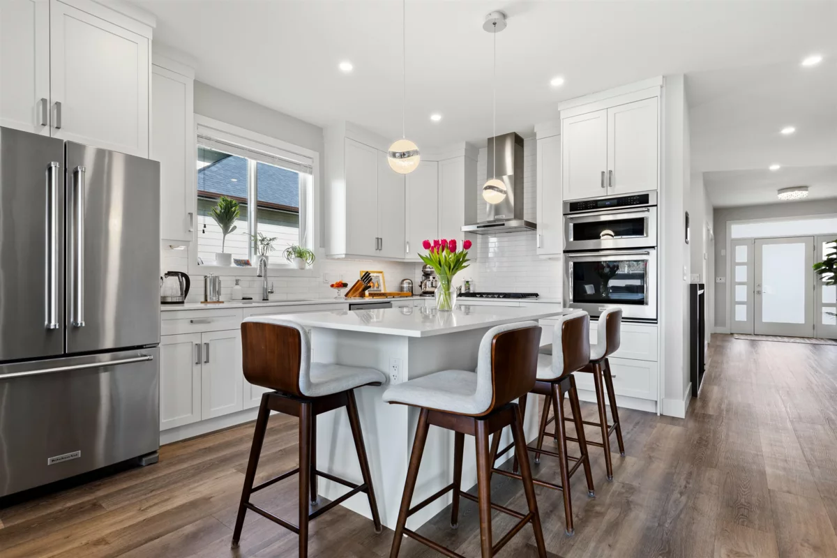 Mudroom Photo of 10037 Magnolia Place, Rosedale, BC
