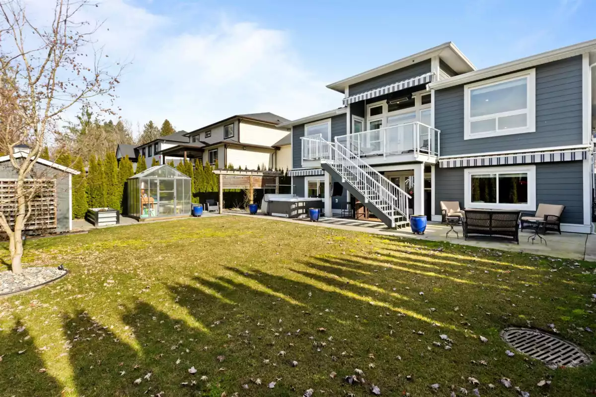 Walk-In Closet Photo of 10037 Magnolia Place, Rosedale, BC