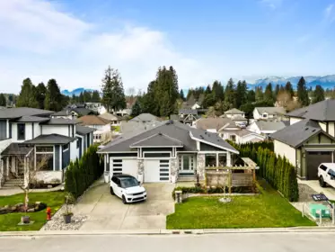 10037 Magnolia Place, Rosedale, BC, Rosedale — 4 bed single family residence for sale