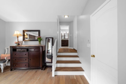 Entry Foyer Photo of 20302 123b Avenue, Maple Ridge, BC