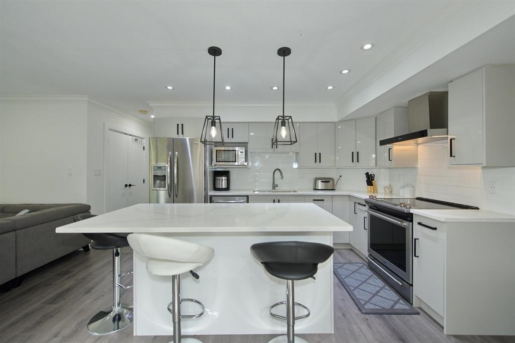 Staircase Photo of 6049 133a Street, Surrey, BC