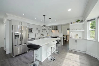 Hallway Photo of 6049 133a Street, Surrey, BC