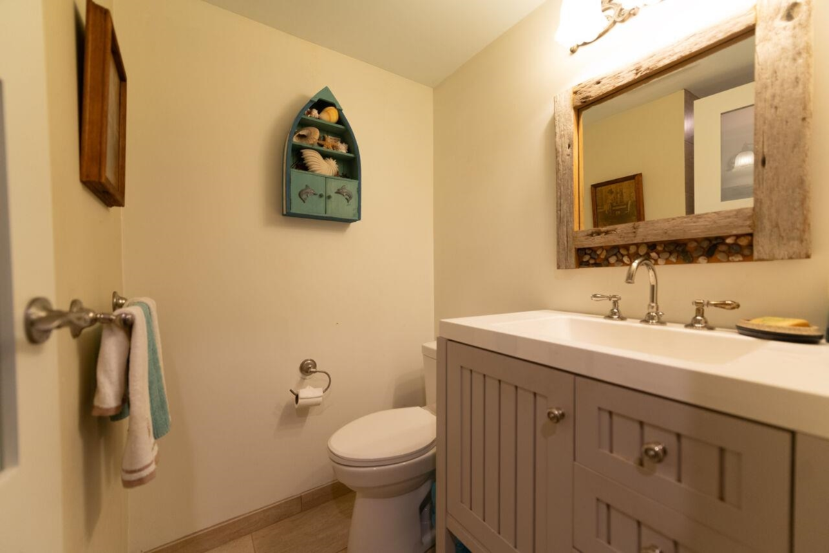 Loft / Bonus Room Photo of 302 1502 Island Park Walk, Vancouver, BC