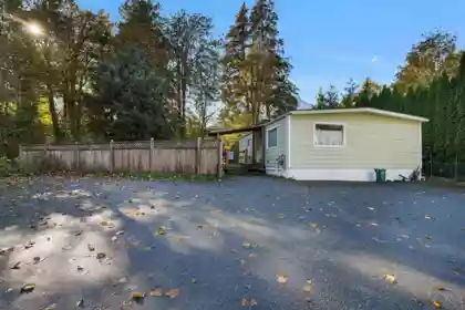 8 39884 Government Road, Squamish, BC, Northyards — 2 bed manufactured home for sale