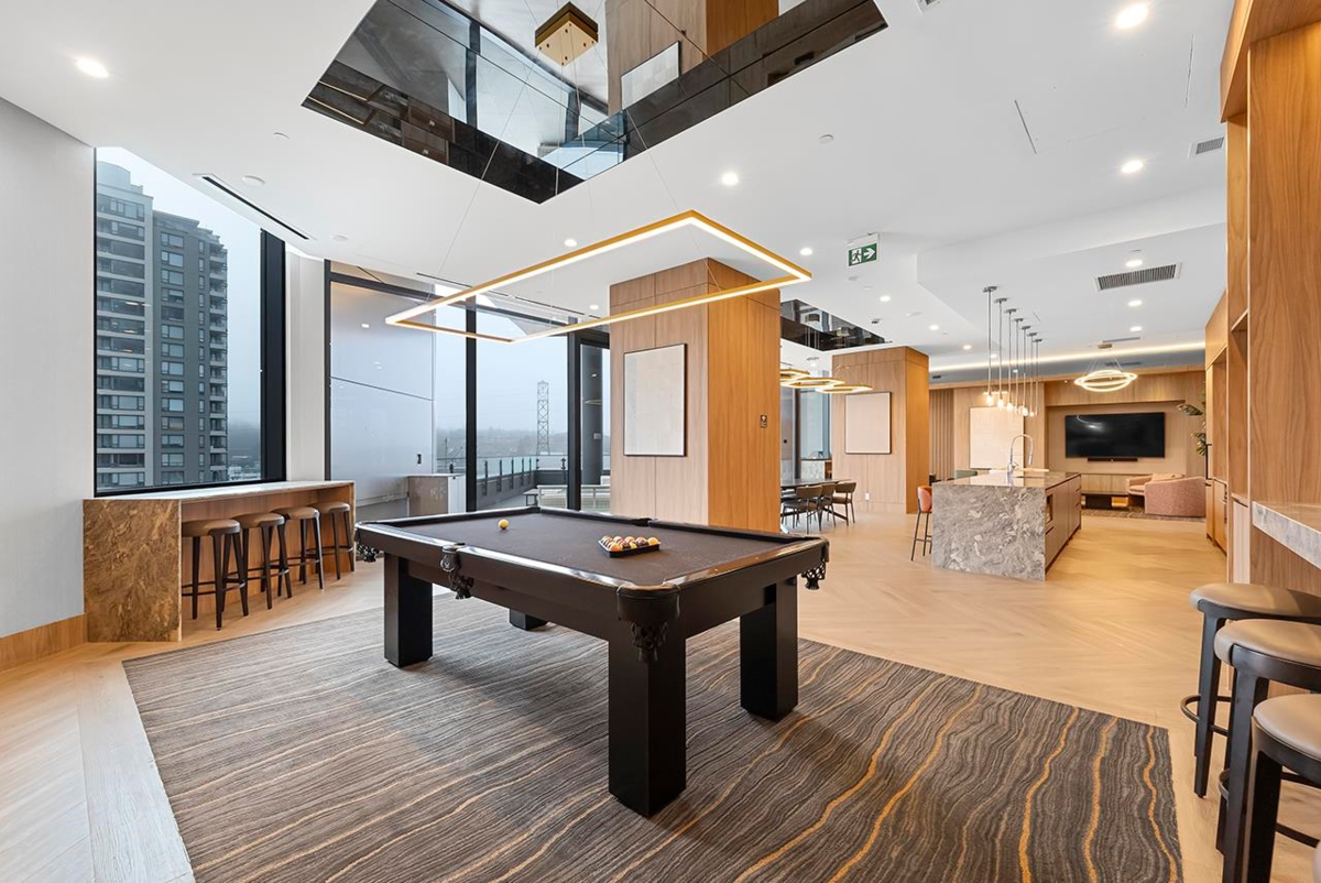 Walk-In Closet Photo of 3107 2186 Gilmore Avenue, Burnaby, BC