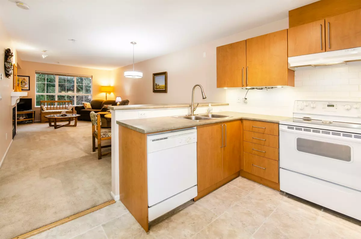 Living Room Photo of 312 1150 E 29th Street, North Vancouver, BC