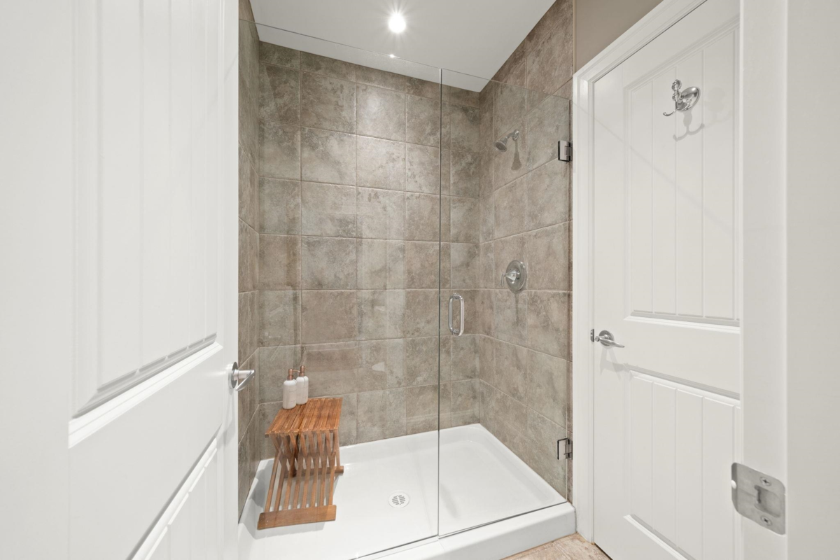 Entry Foyer Photo of 7860 Eperson Road, Richmond, BC