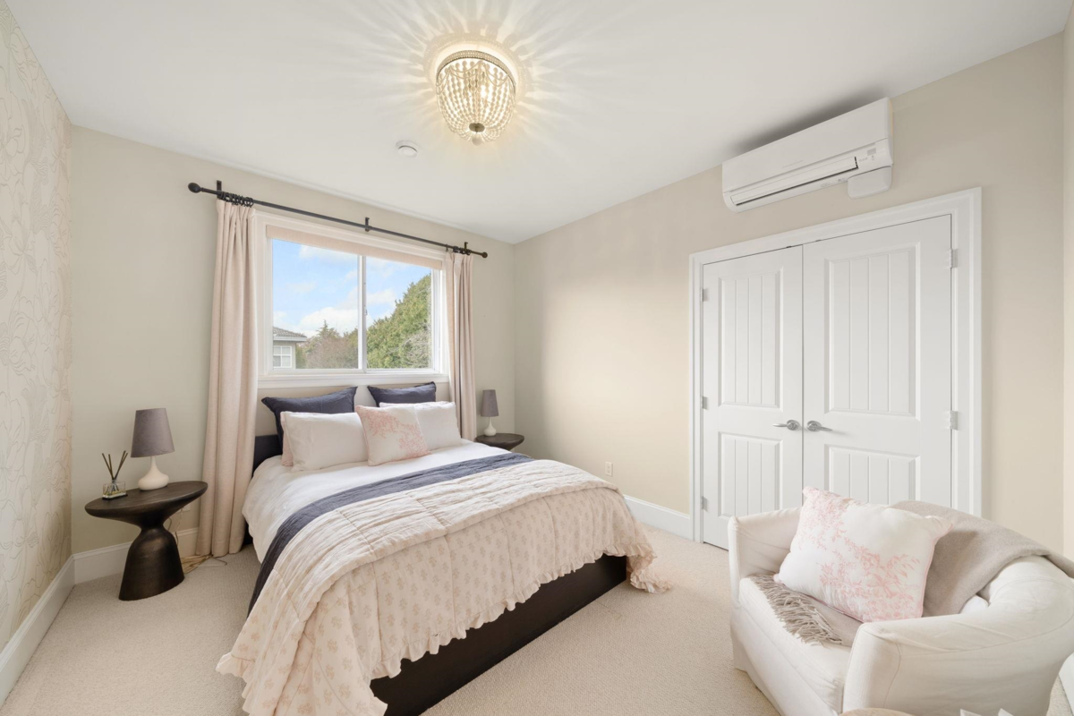 Front Yard Photo of 7860 Eperson Road, Richmond, BC