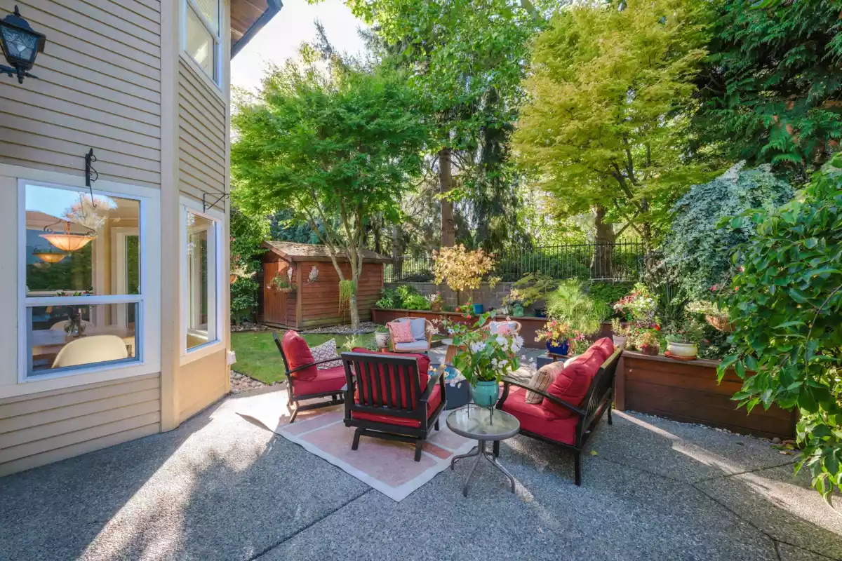 Garden / Landscaping Photo of 5553 Frigate Road, Delta, BC