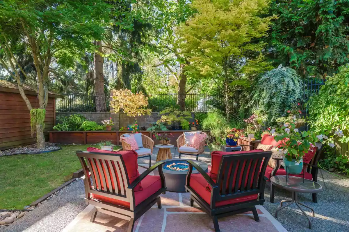 Swimming Pool Photo of 5553 Frigate Road, Delta, BC