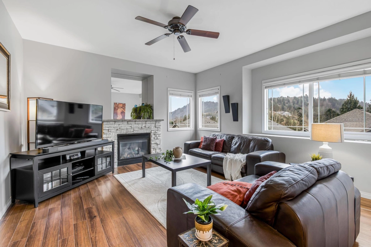 Family Room Photo of 33 45957 Sherwood Drive, Chilliwack, BC