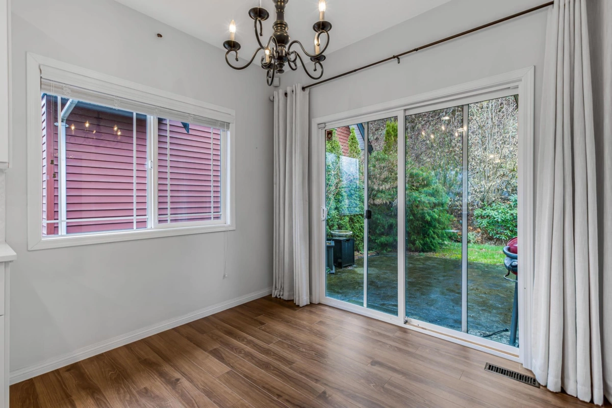Guest Bathroom Photo of 33 45957 Sherwood Drive, Chilliwack, BC