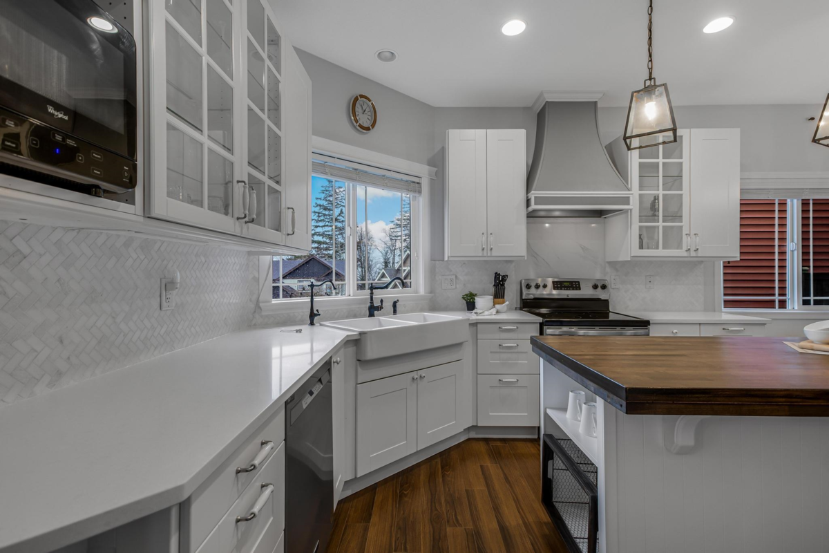 Primary Bathroom Photo of 33 45957 Sherwood Drive, Chilliwack, BC