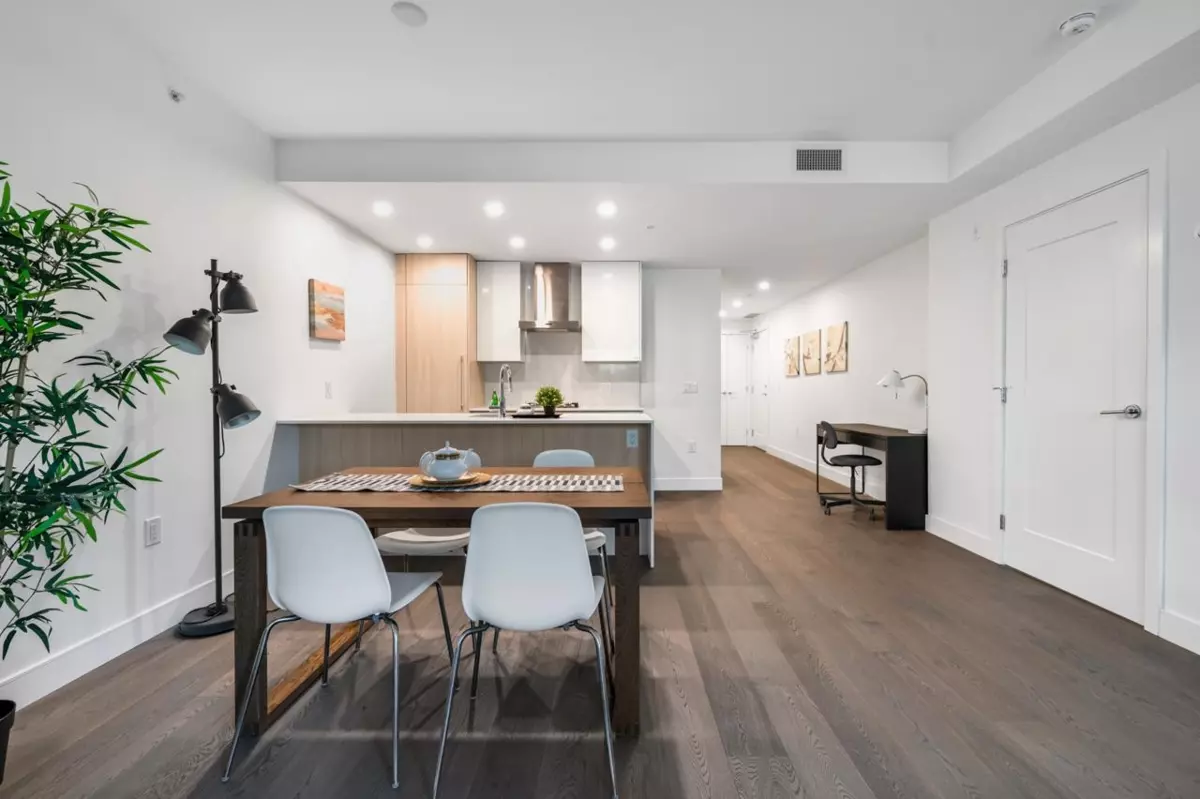 Dining Area Photo of 103 477 W 59th Avenue, Vancouver, BC