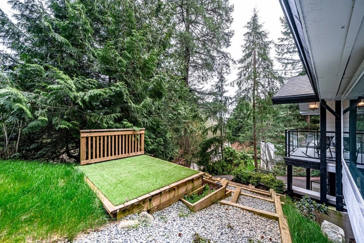 Street View Photo of 4621 Caulfeild Drive, West Vancouver, BC