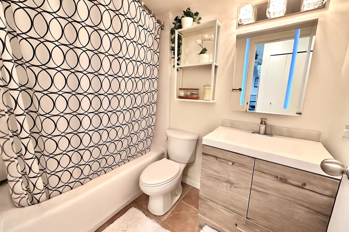 Office / Den Photo of 1 1860 Southmere East Crescent, Surrey, BC