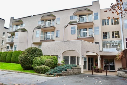 1 1860 Southmere East Crescent, Surrey, BC, Surrey — Apartment/Condo for sale