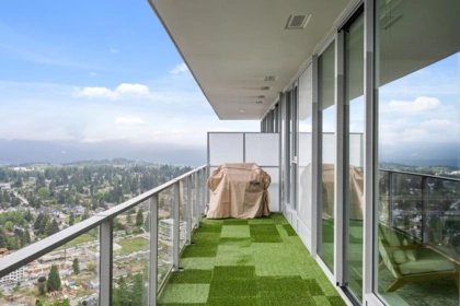 Breakfast Nook Photo of 4102 567 Clarke Road, Coquitlam, BC