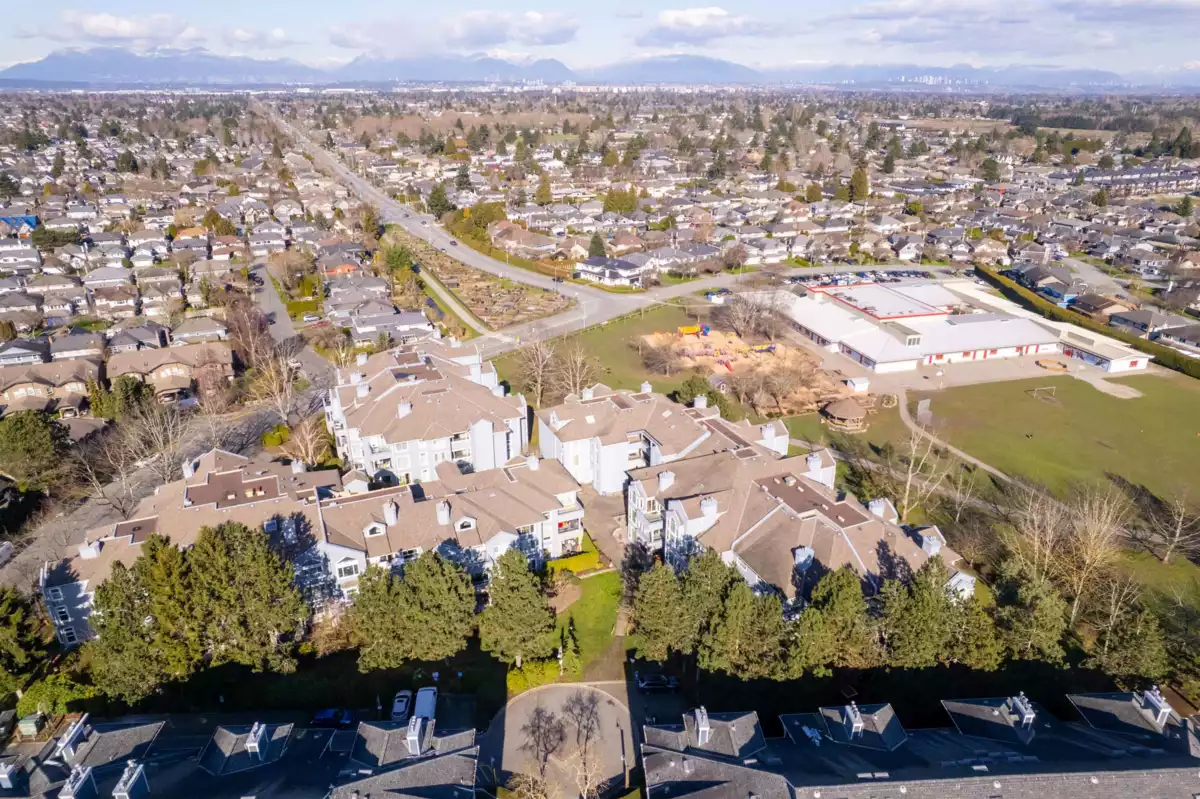 Front Yard Photo of 221 12873 Railway Avenue, Richmond, BC