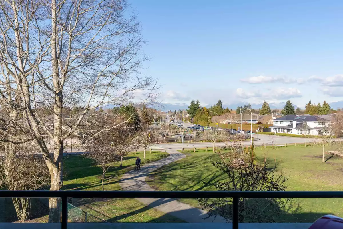 Laundry Room Photo of 221 12873 Railway Avenue, Richmond, BC
