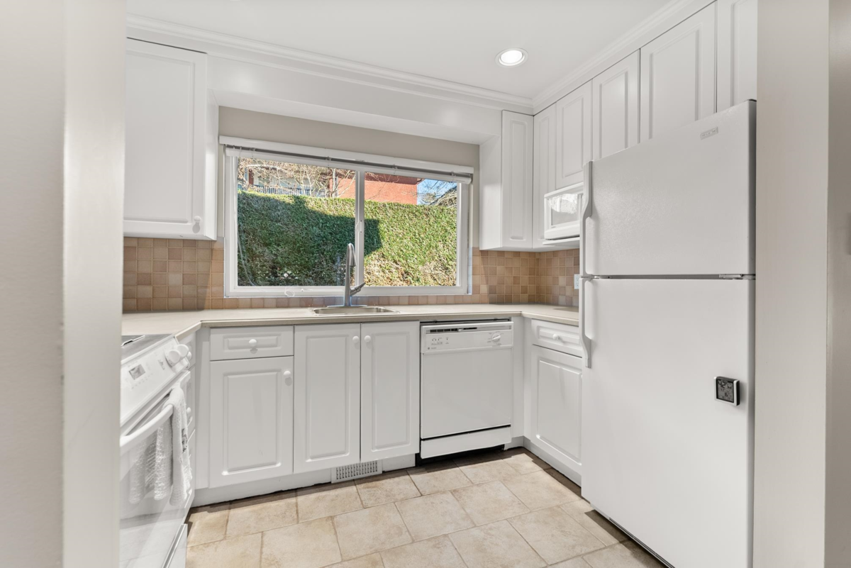 Basement Recreation Room Photo of 141 3031 Williams Road, Richmond, BC