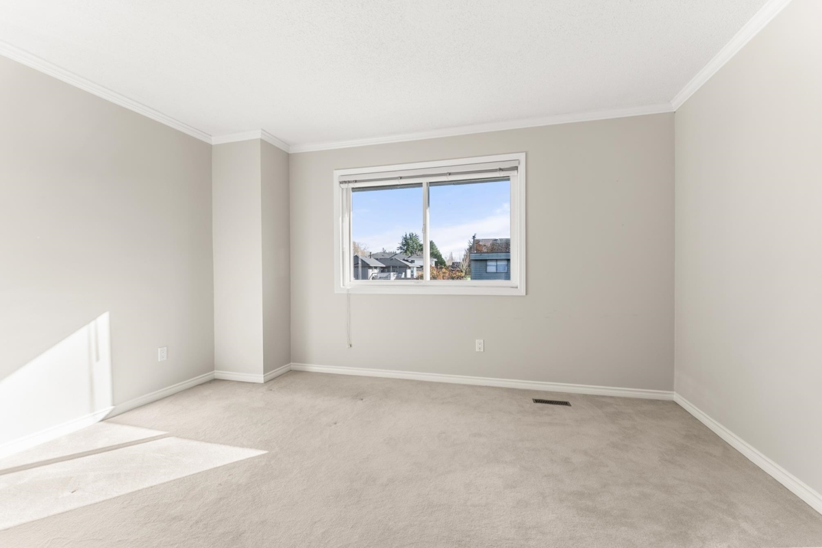Entry Foyer Photo of 141 3031 Williams Road, Richmond, BC