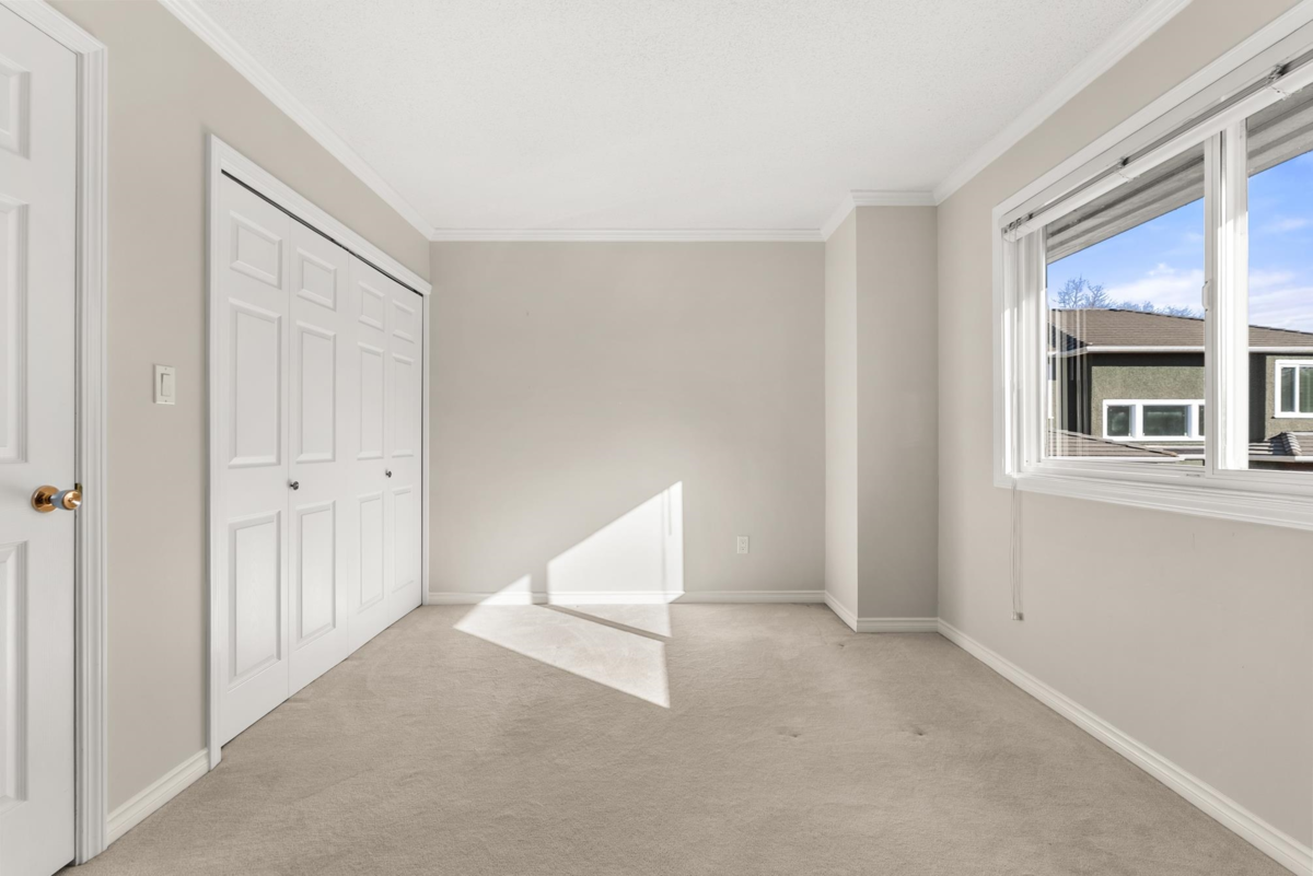 Hallway Photo of 141 3031 Williams Road, Richmond, BC