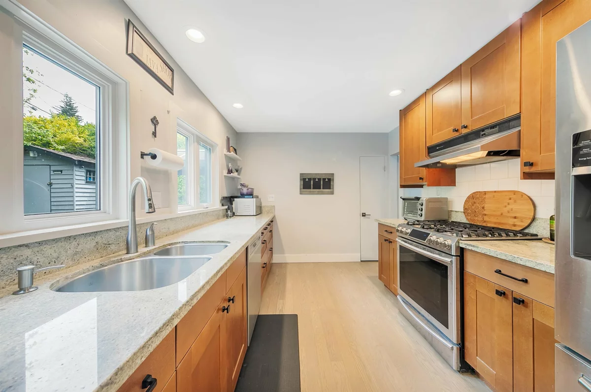 Bedroom 3 Photo of 4106 Canterbury Crescent, North Vancouver, BC