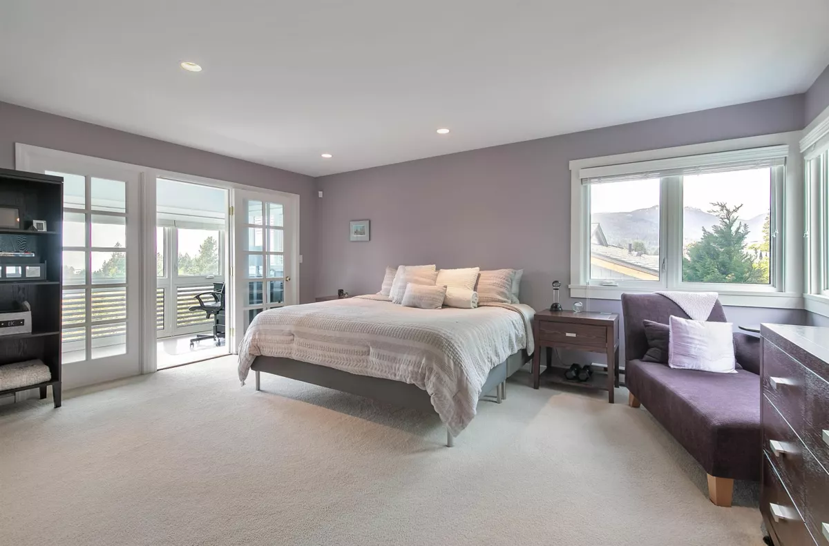 Hallway Photo of 4106 Canterbury Crescent, North Vancouver, BC